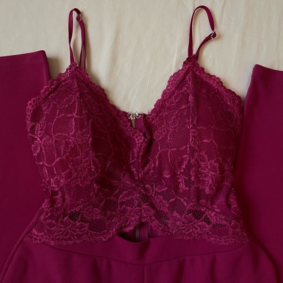 J for justify Hot pink jumpsuit - Picture 2 of 8